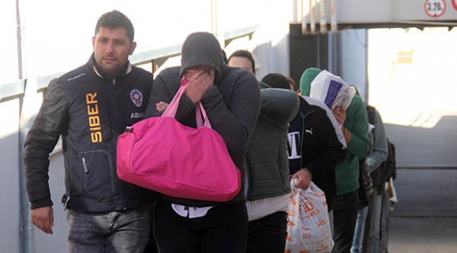 2 milyon 165 bin lira dolandırdıp eğlendiler