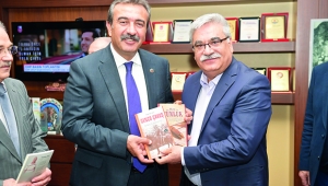 "Adana'nın değerlerine  sahip çıkmak zorundayız"