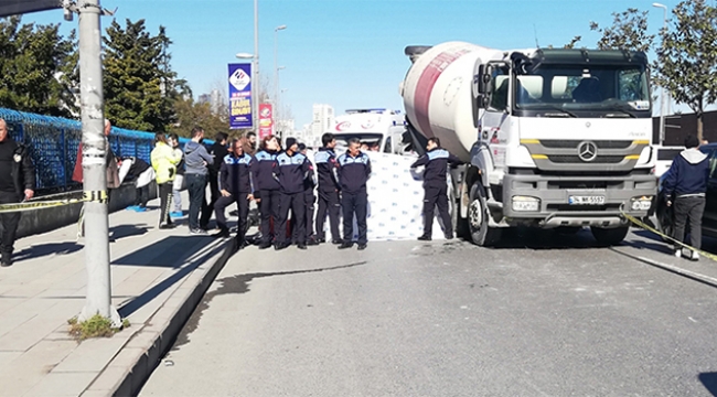 Bir adam beton mikserinin altında feci şekilde can verdi