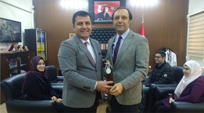 'Gençler için sağlıklı ve düzenli beslenme büyük önem taşıyor'