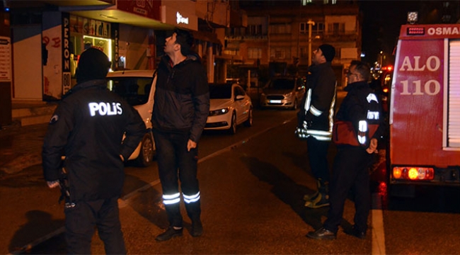 İntihar etmek isteyen adamı emniyet müdürü ikna etti
