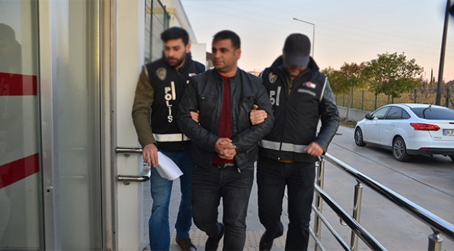 İş adamlarını 156 milyon dolandırdılar