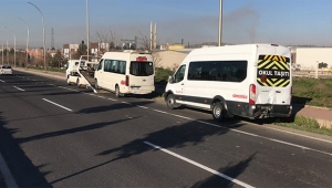İşçi servisleri çarpıştı yaralılar var