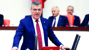 "Liyakat değil kayırmacılık esas alınıyor"