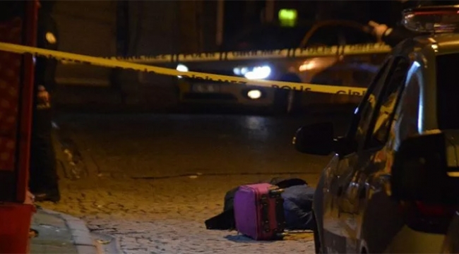 Sokak ortasında yüksekten düşmüş ceset bulundu