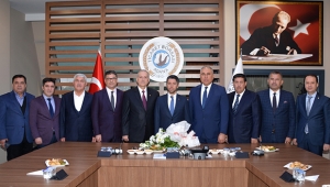 'Taş üstüne taş koyanlarla omuz omuza yürüyeceğiz'