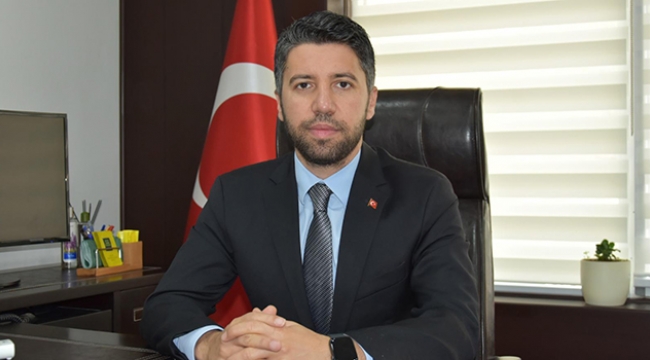Ay: Evde aile var, evde sağlık var, hayat eve sığar