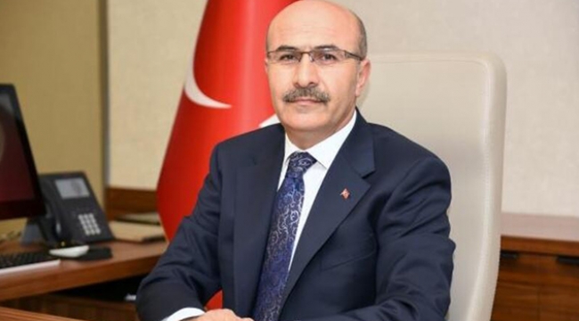 'Bağımsız olarak yaşıyorsak bunu Çanakkale şehitlerimize borçluyuz'