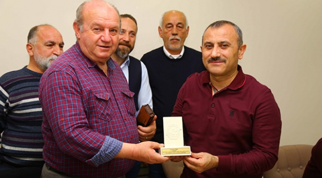 ÇGC’den Vali Sonel’e plaket