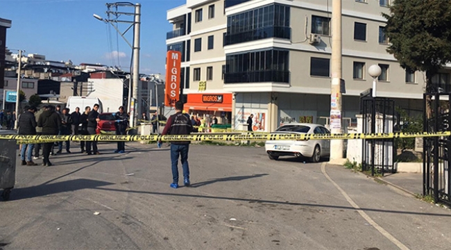 Emekli polis dehşet saçtı 1'i ağır 2 yaralı