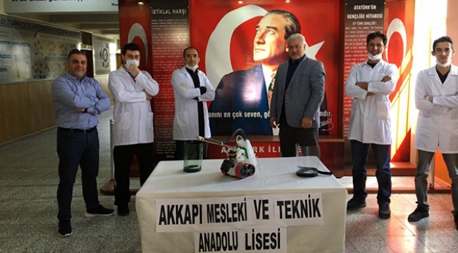 Korona virüse karşı mobil dezenfekte robotu yaptılar