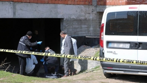 Oyun oynayan çocuklar ceset buldu