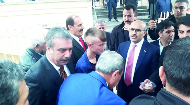 Şehit yurt arkadaşlarına mevlit okuttular