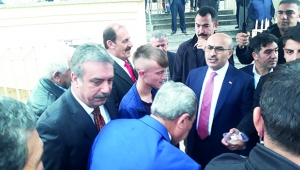 Şehit yurt arkadaşlarına mevlit okuttular