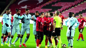 Şimşek'e ikinci şans