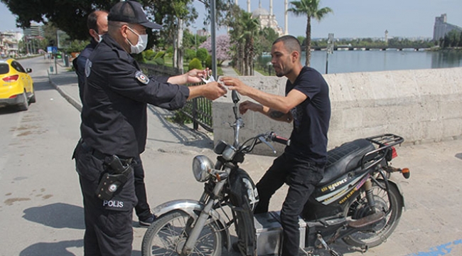 Çektiği parayı cezaya yatırdı