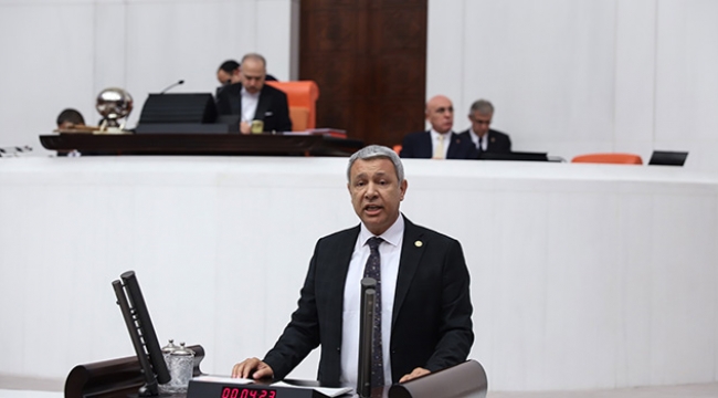 'PTT ve kargo çalışanları artan iş gücüne yetişemiyor'