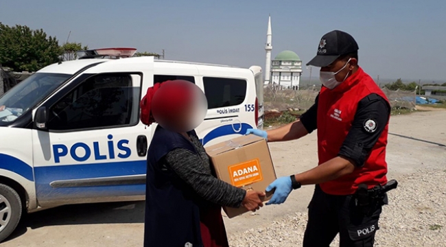 Vefa grubu 40 bin gıda kolisi dağıttı'