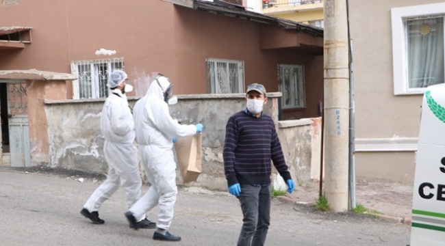 Yalnız yaşayan adam evinde ölü bulundu