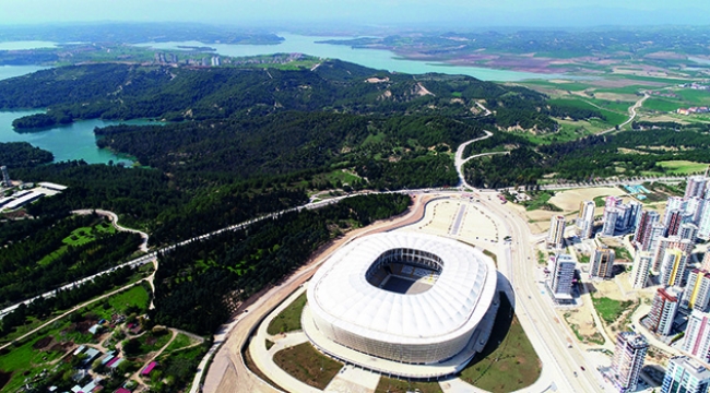 Yeni stadın koltuk rengi için Vali Sonel devrede