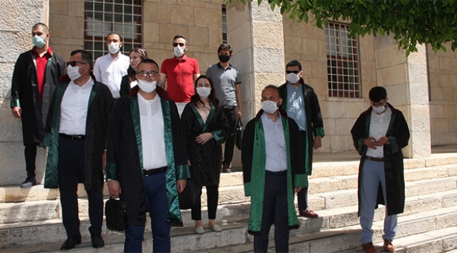 Adana'da avukatlardan "Vefa Grubu"na destek