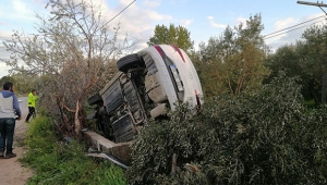 Otomobil bahçeye uçtu