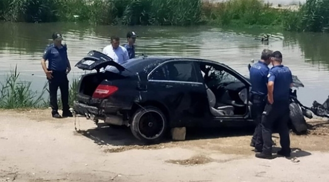 Otomobil dereye düştü