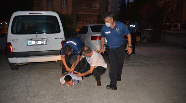 Çay bayat diye öğretmeni kurşun yağmuruna tuttu