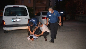Çay bayat diye öğretmeni kurşun yağmuruna tuttu