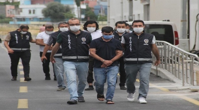 Dini değerlere küfür etti diye vurdular