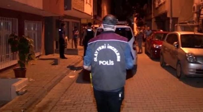 Evin garajı kurşunlandı