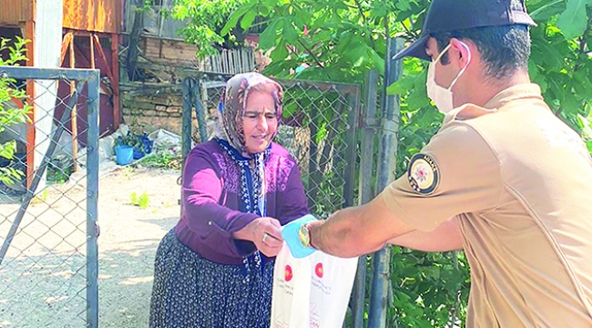Hediyeler Aladağ’da dağ köylerine kadar ulaştırılıyor