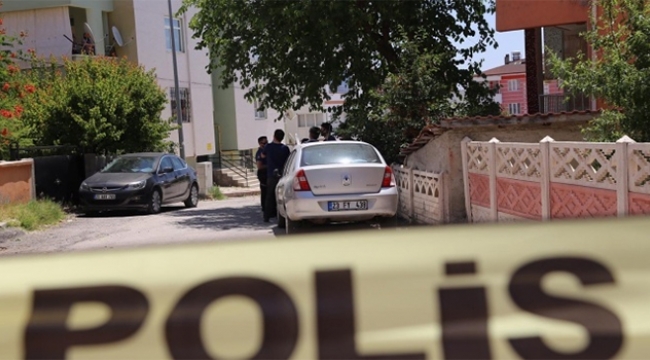 Sınav için gelen kızını öldürdü