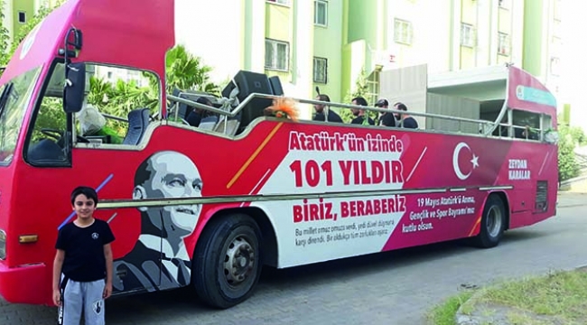 Vatandaşlar müzikle moral buldu