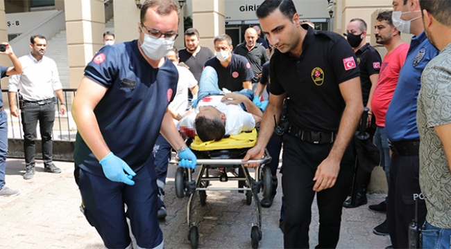 Adana adliyesi önünde silahlı saldırı