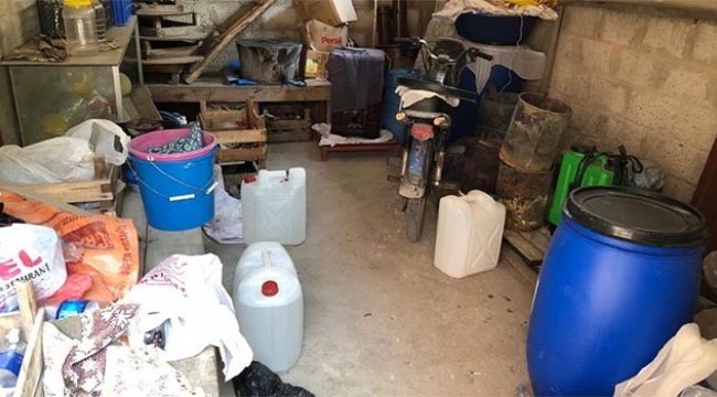 Adana'da bin 20 litre kaçak içki ele geçirildi