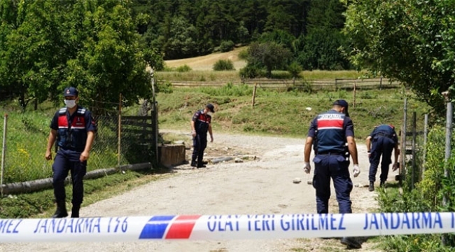 Arazi yüzünden birbirlerine girdiler