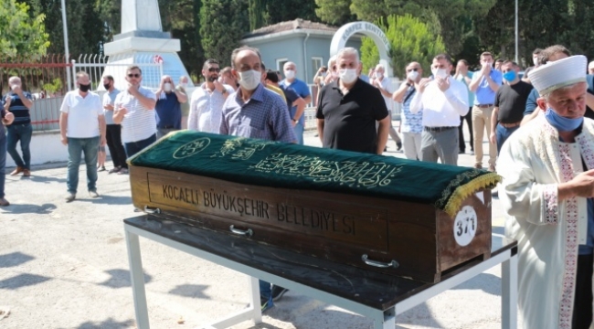 Balkondan düşen bebek hayatını kaybetti