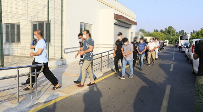 Bylock kullanıcılarına FETÖ operasyonu