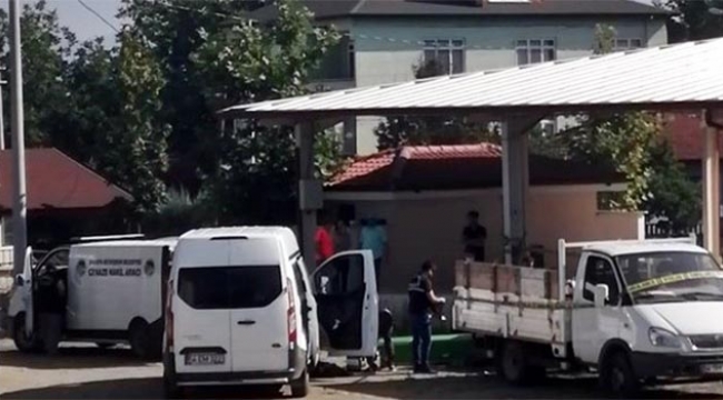 Pazar yeri arkasında şüpheli ölüm