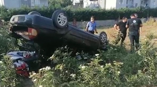 Tarlaya uçan otomobilin sürücüsü alkollü çıktı