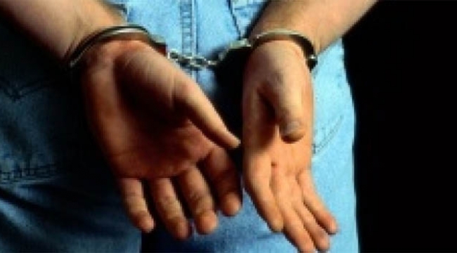 Uyuşturucu ticareti yapan 3 kişi gözaltına alındı