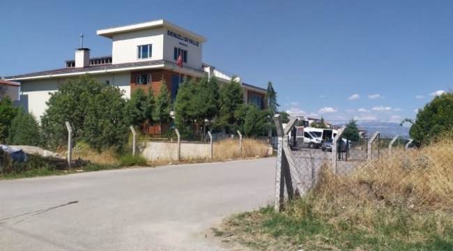 11 yıl birlikte yaşadığı kadını bıçakladı!