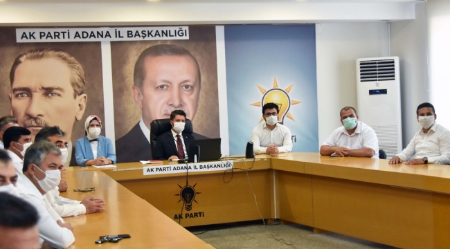 AK Parti'de bayramlaşma