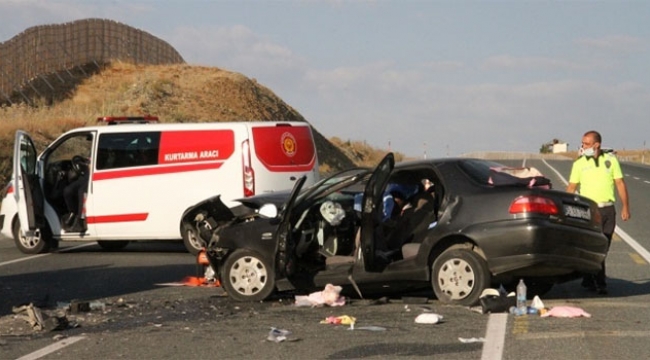 Feci kaza! Ölü ve yaralılar var