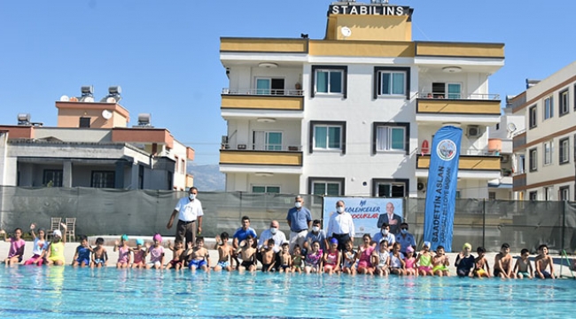 Karaisalı Belediyesi yüzme kursu açtı