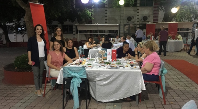 Mektebim Koleji akşam yemeğinde buluştu