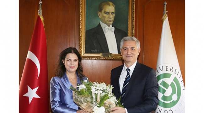 Rektör Prof. Dr. Tuncel görevine başladı