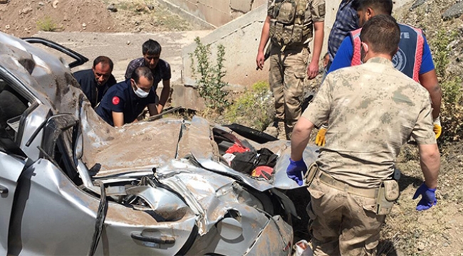 Trafik kazası: 3 ölü, 2 yaralı