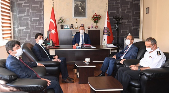 Vali Elban, Tufanbeyli'nin sorunlarını dinledi
